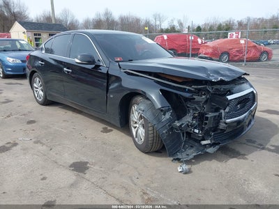 INFINITI Q50 2015