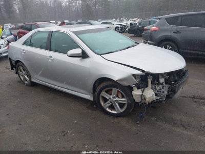 TOYOTA CAMRY 2013
