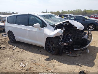 CHRYSLER PACIFICA 2020