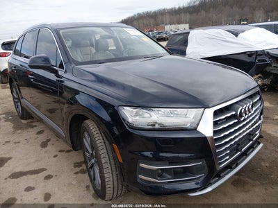 AUDI Q7 2017