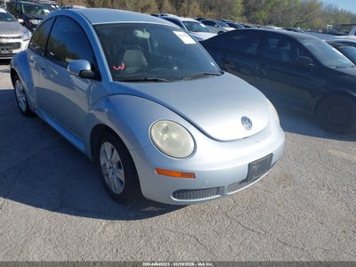 VOLKSWAGEN NEW BEETLE 2009