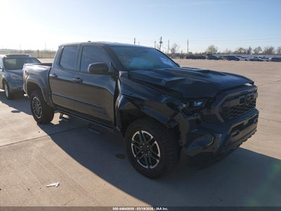 TOYOTA TACOMA 2025