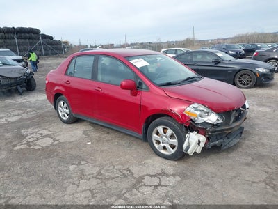 NISSAN VERSA 2010