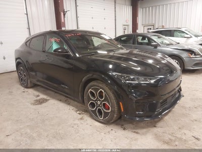 FORD MUSTANG MACH-E 2023