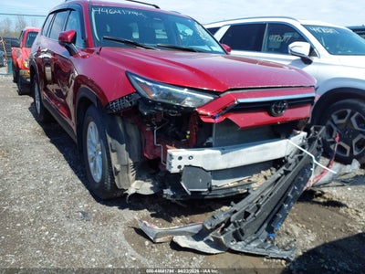 TOYOTA GRAND HIGHLANDER 2026