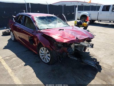 TOYOTA CAMRY 2019