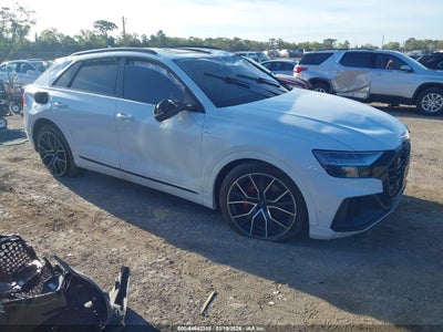 AUDI Q8 2020