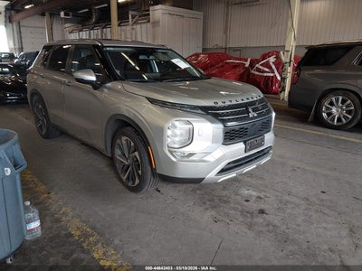 MITSUBISHI OUTLANDER 2022