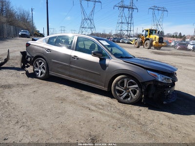 SUBARU LEGACY 2021