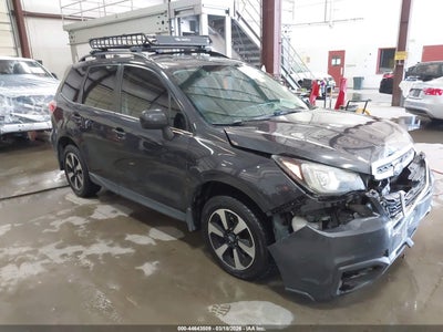 SUBARU FORESTER 2017