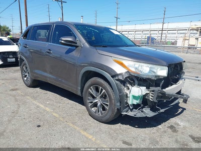 TOYOTA HIGHLANDER 2016