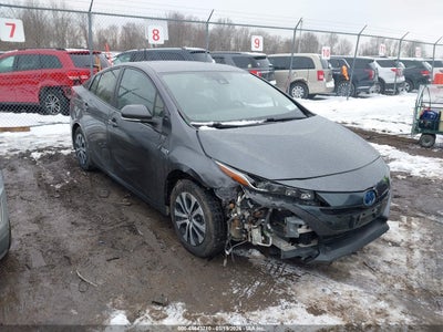 TOYOTA PRIUS PRIME 2021