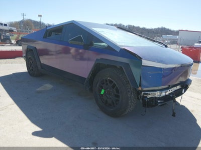 TESLA CYBERTRUCK 2024