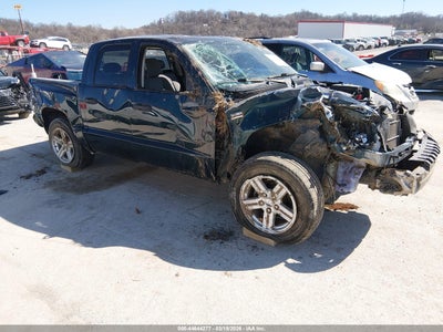 RAM DAKOTA 2011