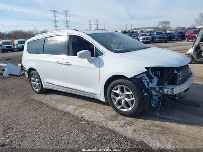 CHRYSLER PACIFICA 2020