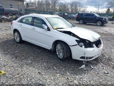 CHRYSLER 200 2012