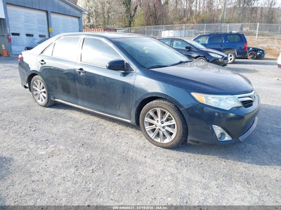 TOYOTA CAMRY HYBRID 2013