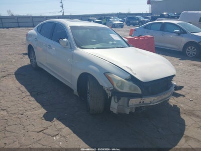 INFINITI M37 2012