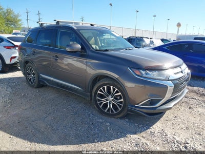 MITSUBISHI OUTLANDER 2016