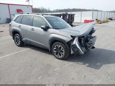 SUBARU FORESTER 2025