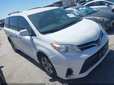 TOYOTA SIENNA 2020