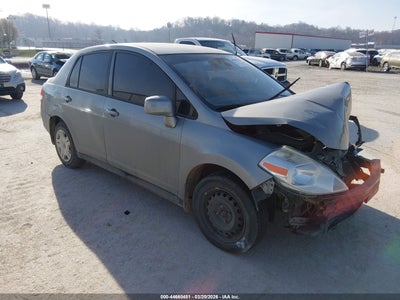 NISSAN VERSA 2010