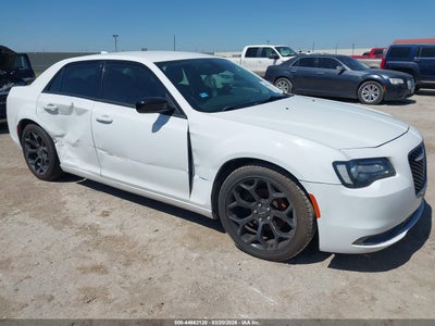 CHRYSLER 300 2019