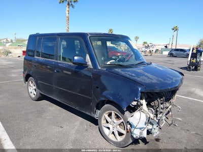 SCION XB 2005