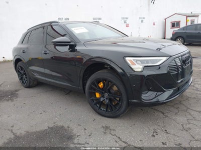 AUDI E-TRON 2022