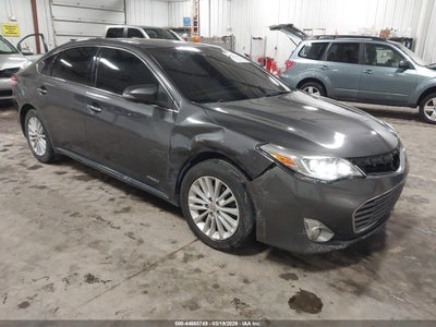 TOYOTA AVALON HYBRID 2013