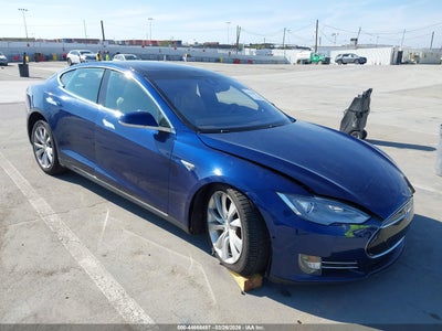 TESLA MODEL S 2015