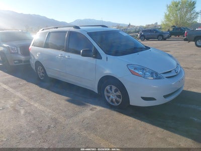 TOYOTA SIENNA 2008
