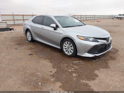 TOYOTA CAMRY 2019