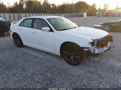CHRYSLER 300 2022