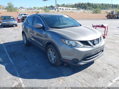 NISSAN ROGUE SPORT 2017