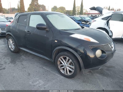 NISSAN JUKE 2011
