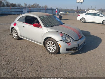 VOLKSWAGEN BEETLE 2014