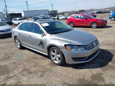 VOLKSWAGEN PASSAT 2012