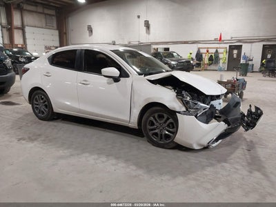 TOYOTA YARIS 2020