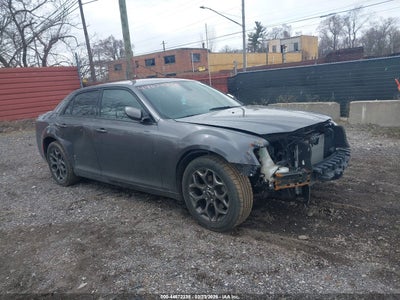 CHRYSLER 300 2015