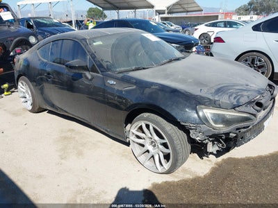 SCION FR-S 2013