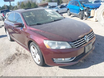 VOLKSWAGEN PASSAT 2013