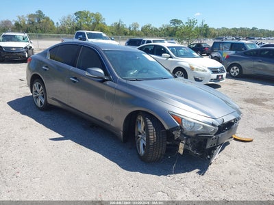 INFINITI Q50 2015