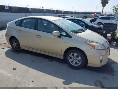 TOYOTA PRIUS 2010