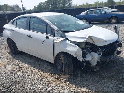 NISSAN VERSA 2025