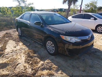 TOYOTA CAMRY HYBRID 2014