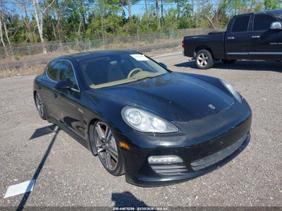 PORSCHE PANAMERA 2012