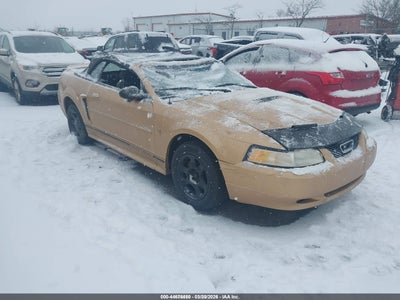 FORD MUSTANG 2000