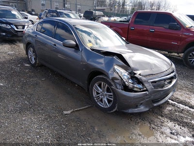 INFINITI Q40 2015