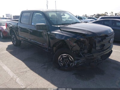 FORD F-150 LIGHTNING 2023